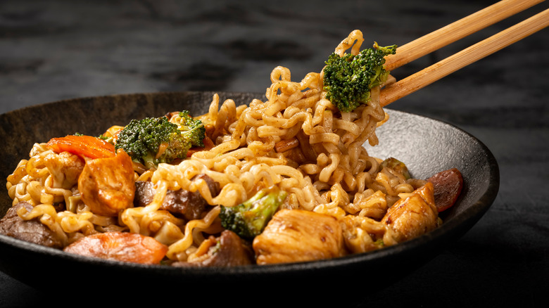Ramen stir fry