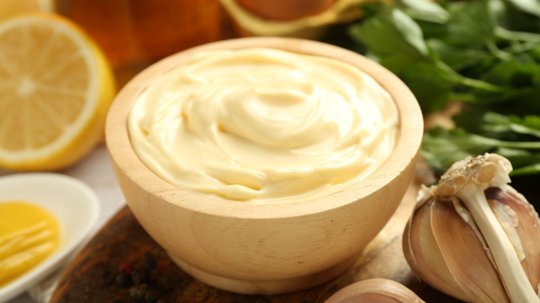mayonnaise served in bowl