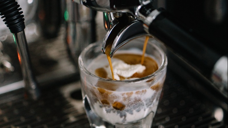 espresso pouring into affogato ice cream