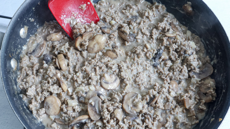 ground beef with mushrooms