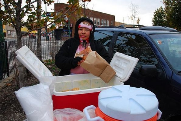 Video: Portrait Of A Chicago Tamale Lady