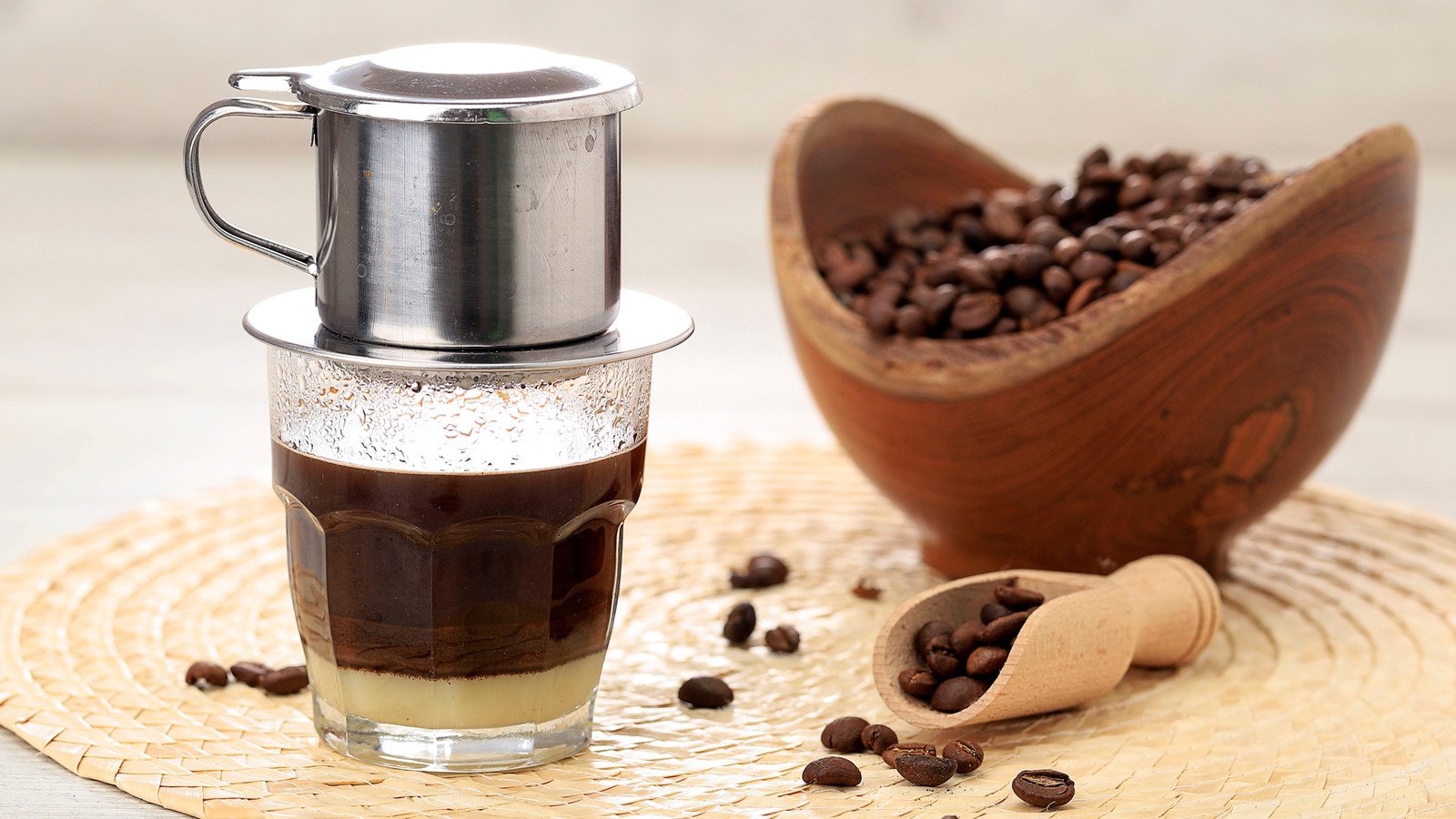 <a href="https://www.foodrepublic.com/1854396/vietnamese-iced-coffee-canned-sweetened-condensed-milk/" target="_blank">Vietnamese Iced Coffee Calls For Just One Creamy Canned Ingredient</a>