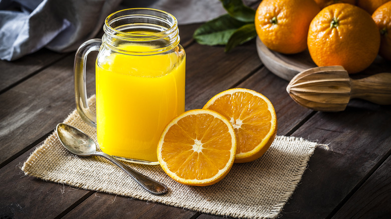 glass of orange juice