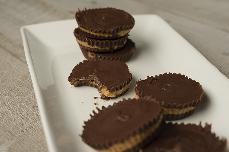 Party Grub: Homemade Peanut Butter Cups With Bourbon