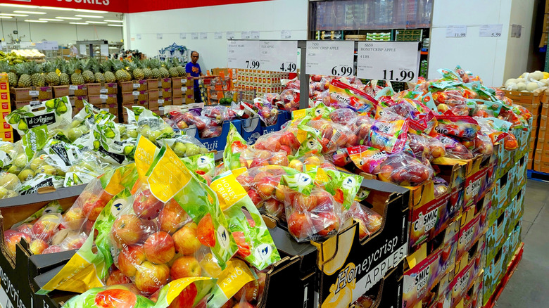 The produce section at a Costco.