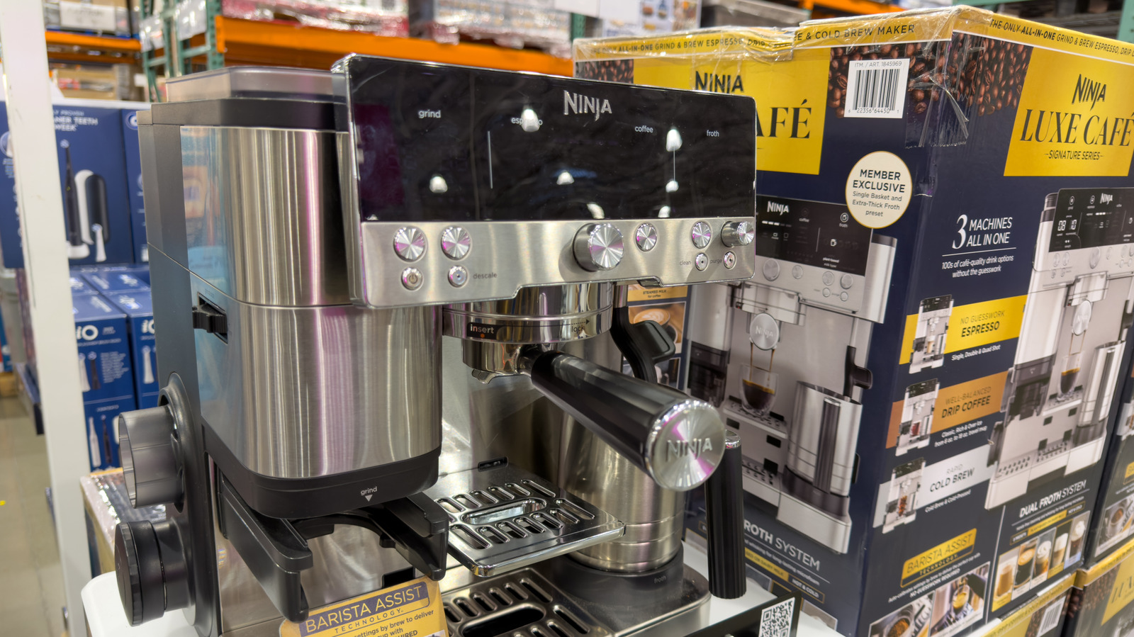 <a href="https://www.foodrepublic.com/2179162/what-happens-costco-unsold-kitchen-items/" target="_blank">What Costco Does With Its Unsold Kitchen Items</a>