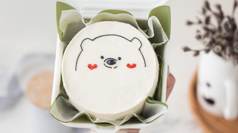 Small teddy bear bento cake