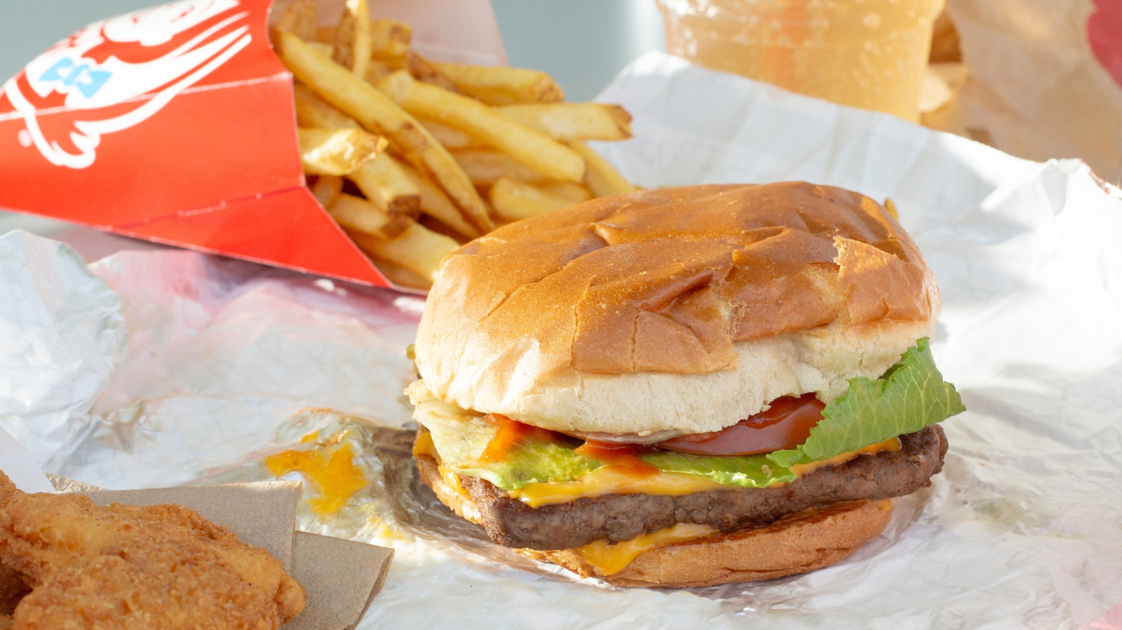 <a href="https://www.foodrepublic.com/2203812/what-happens-wendys-unsold-burger-meat/" target="_blank">What Happens To Unsold Burger Meat At Wendy’s?</a>