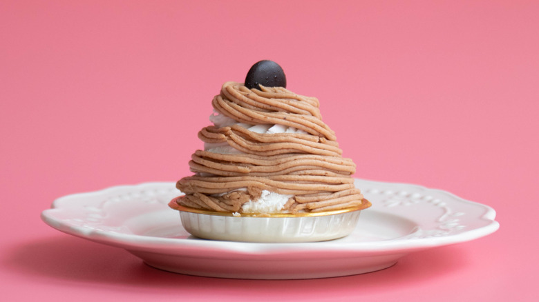 Mont Blanc dessert on plain white plate 