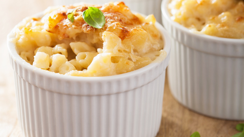 macaroni cheese in white ramekin