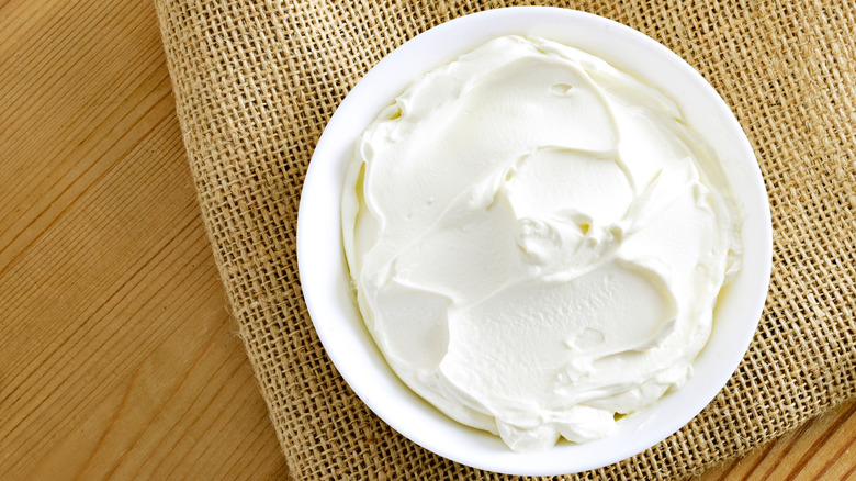 bowl of quark on burlap