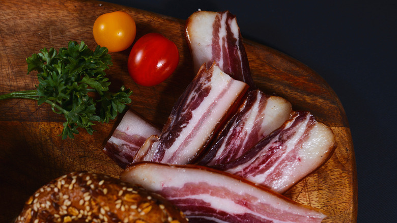 Sliced bacon