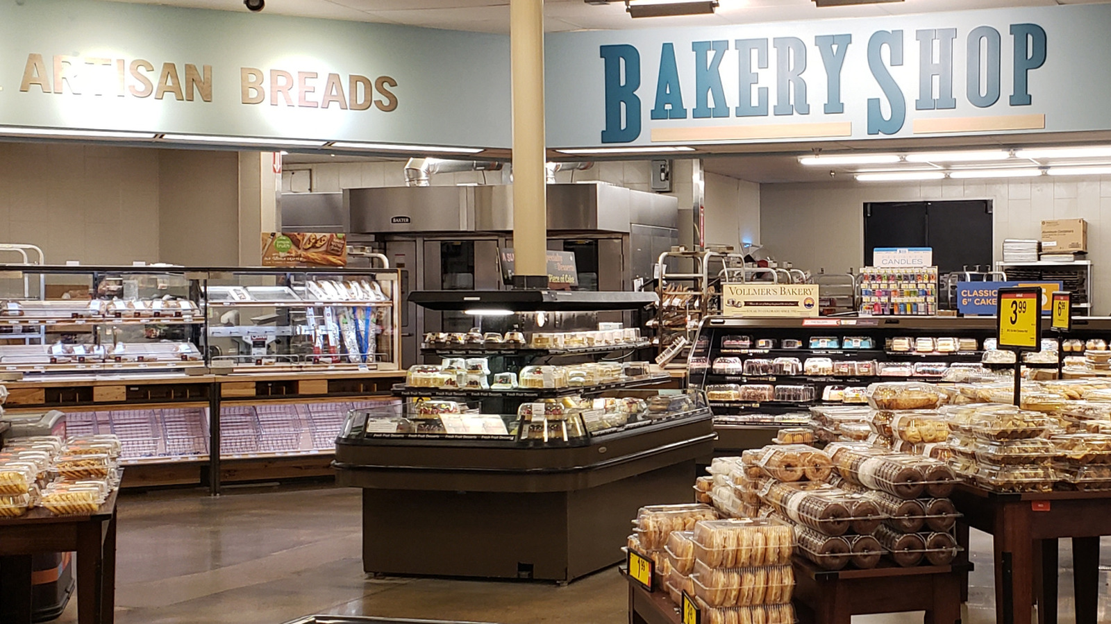 <a href="https://www.foodrepublic.com/2178372/what-happens-kroger-leftover-bakery-items/" target="_blank">What Kroger Does With Its Leftover Bakery Items</a>