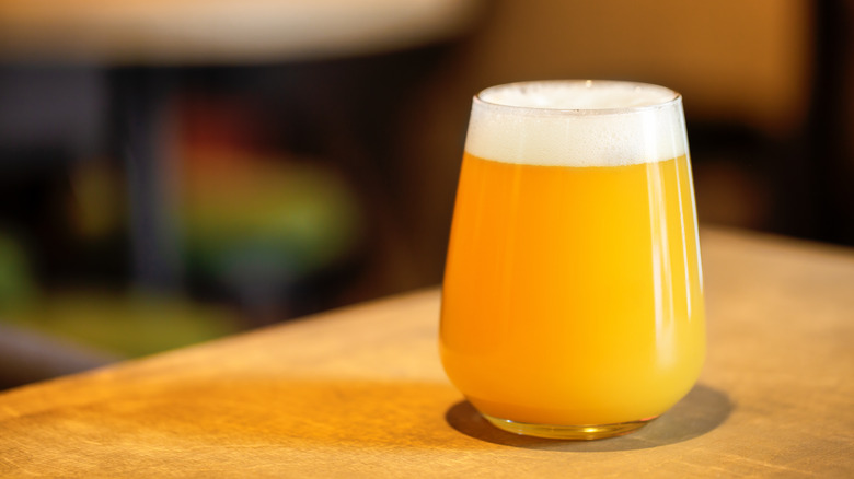 Hazy ipa in a glass 