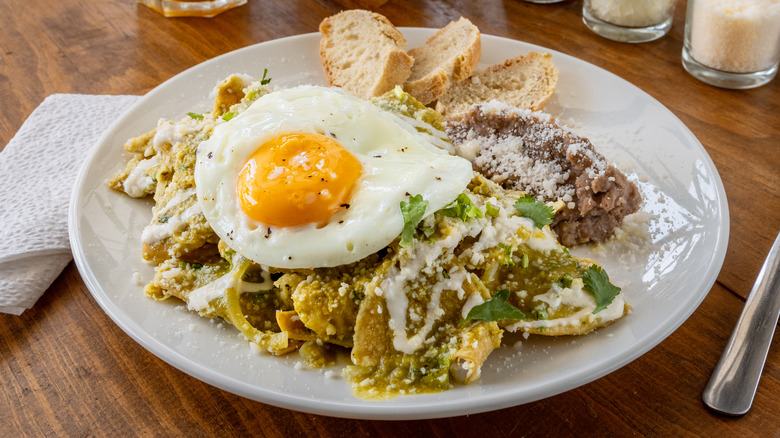 green tomatillo chilaquiles