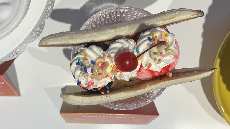 banana split ice cream sundae