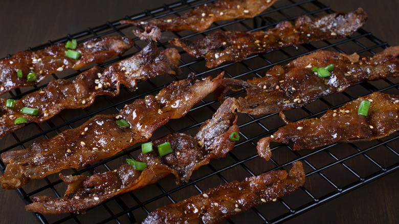 Maple syrup glazed bacon