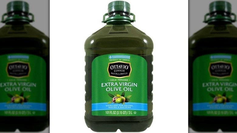 Large bottle of Ottavio Summum Extra Virgin Olive Oil