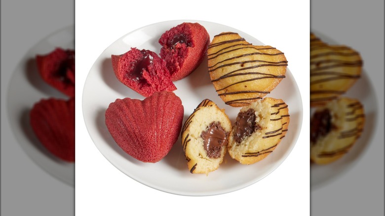 The Kirkland Signature Filled Heart Madeleines