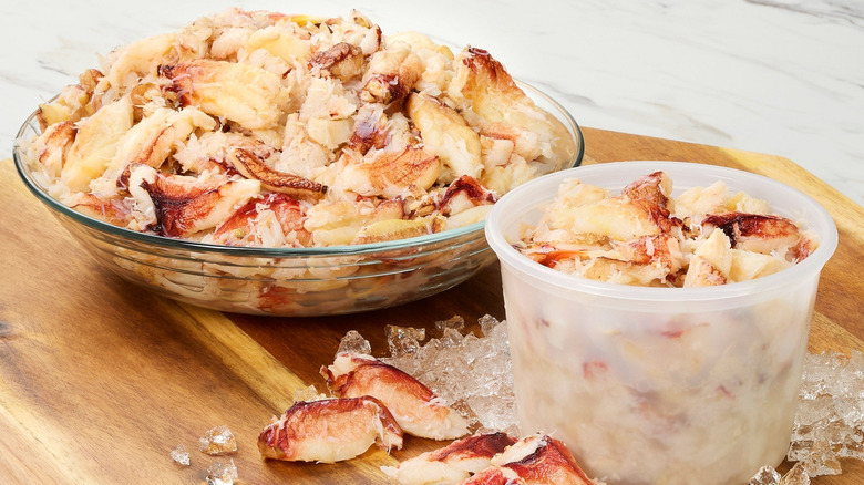 Crab meat served in bowl