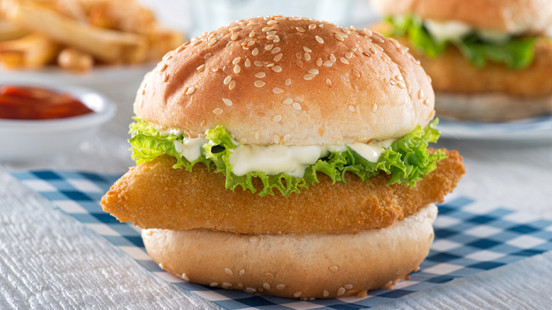 close up of a crispy fish sandwich