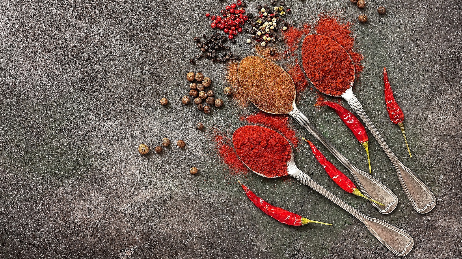 <a href="https://www.foodrepublic.com/1735348/paprika-substitute-sweet-smoky-spice/" target="_blank">When Substituting Sweet Smoked Paprika, There’s One Spice That Brings The Heat</a>