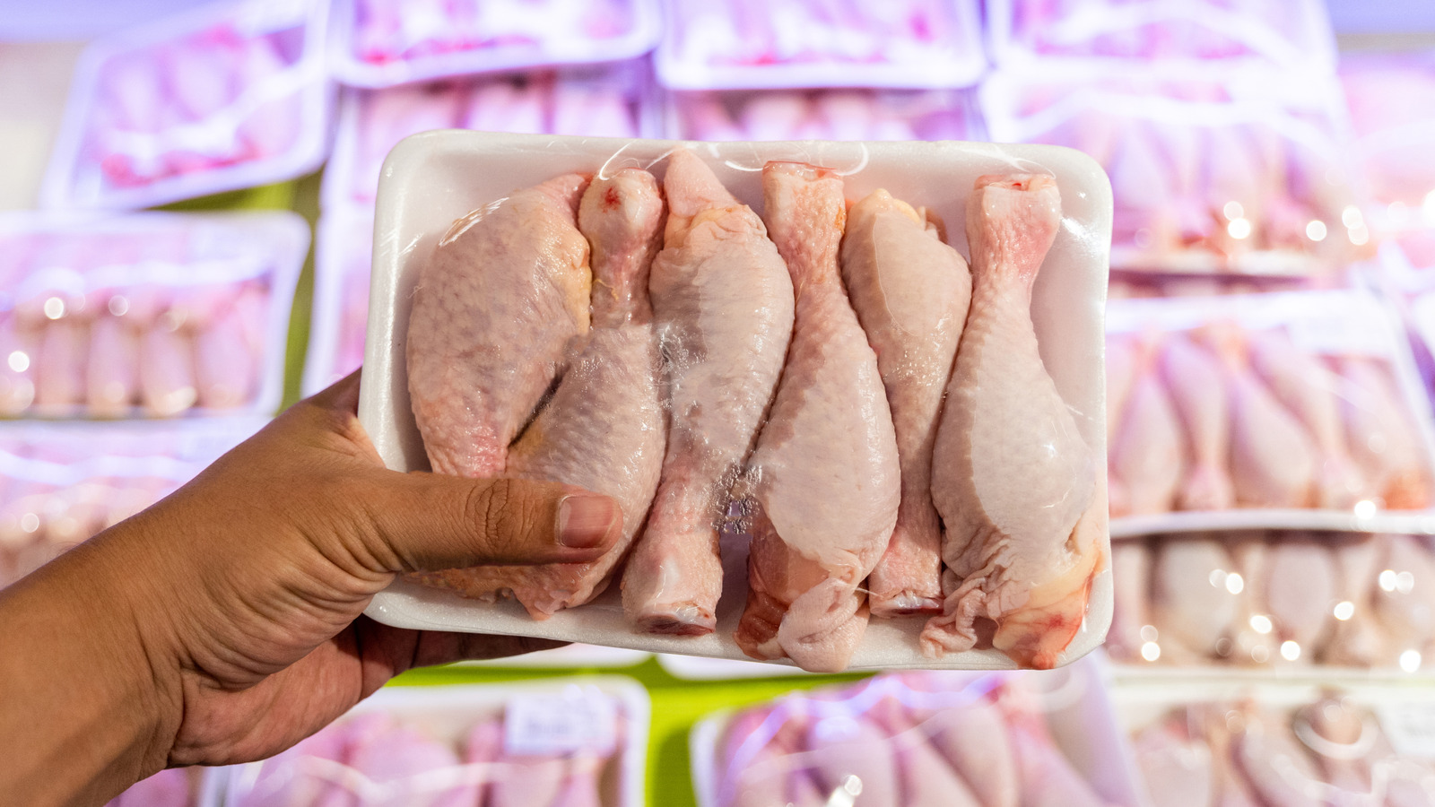 <a href="https://www.foodrepublic.com/1899615/country-produces-most-chicken-meat-usa/" target="_blank">Which Country Produces The Most Chicken Meat In The World?</a>