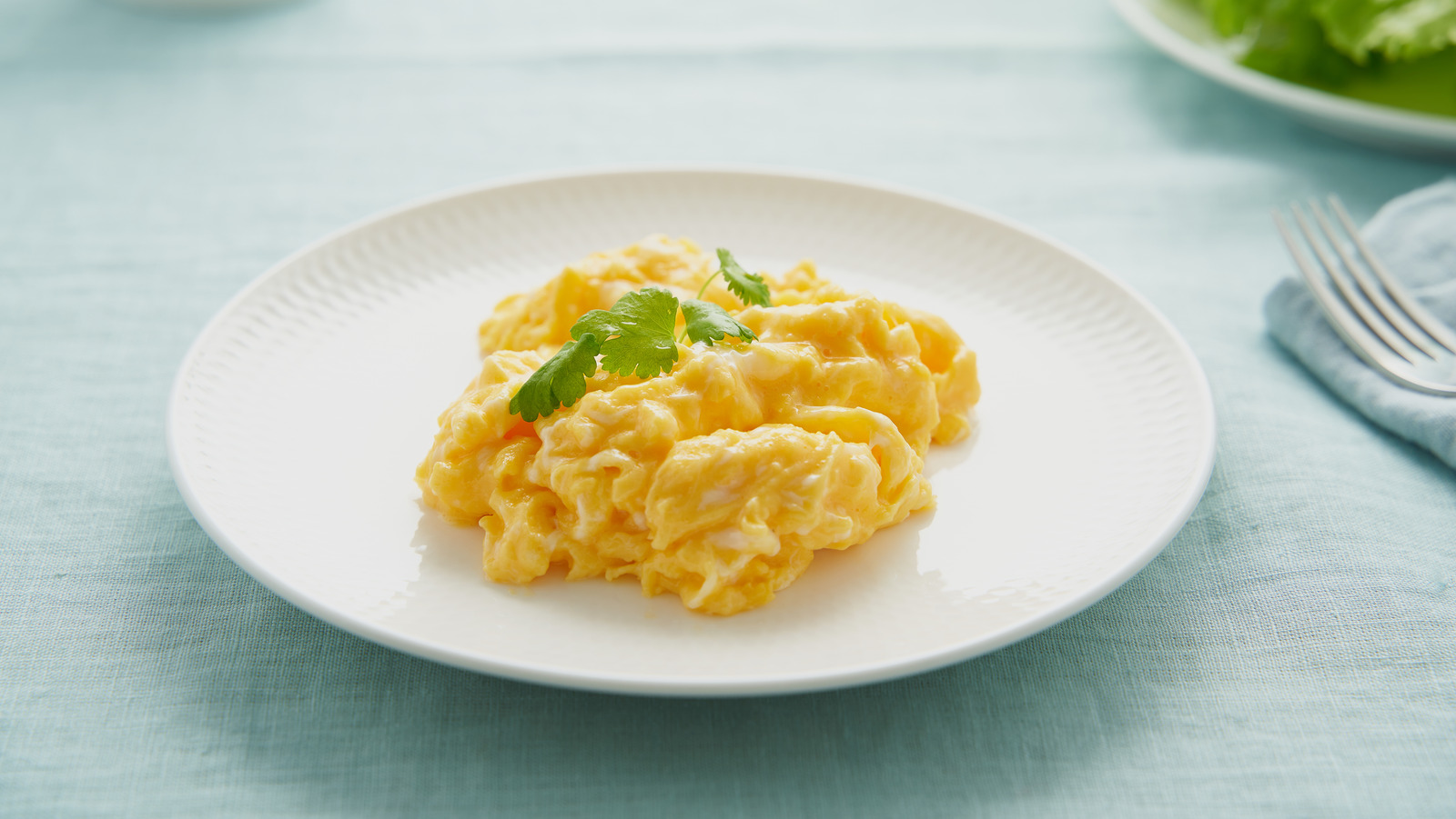 Why Cornstarch Is Key To Making Your Scrambled Eggs Better
