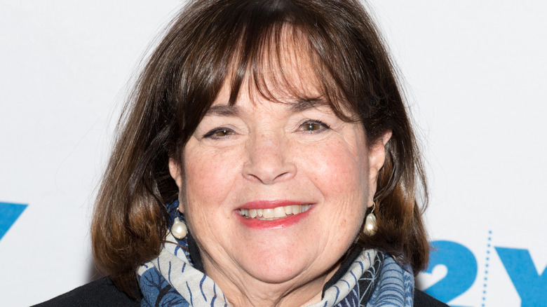 Ina Garten on step and repeat