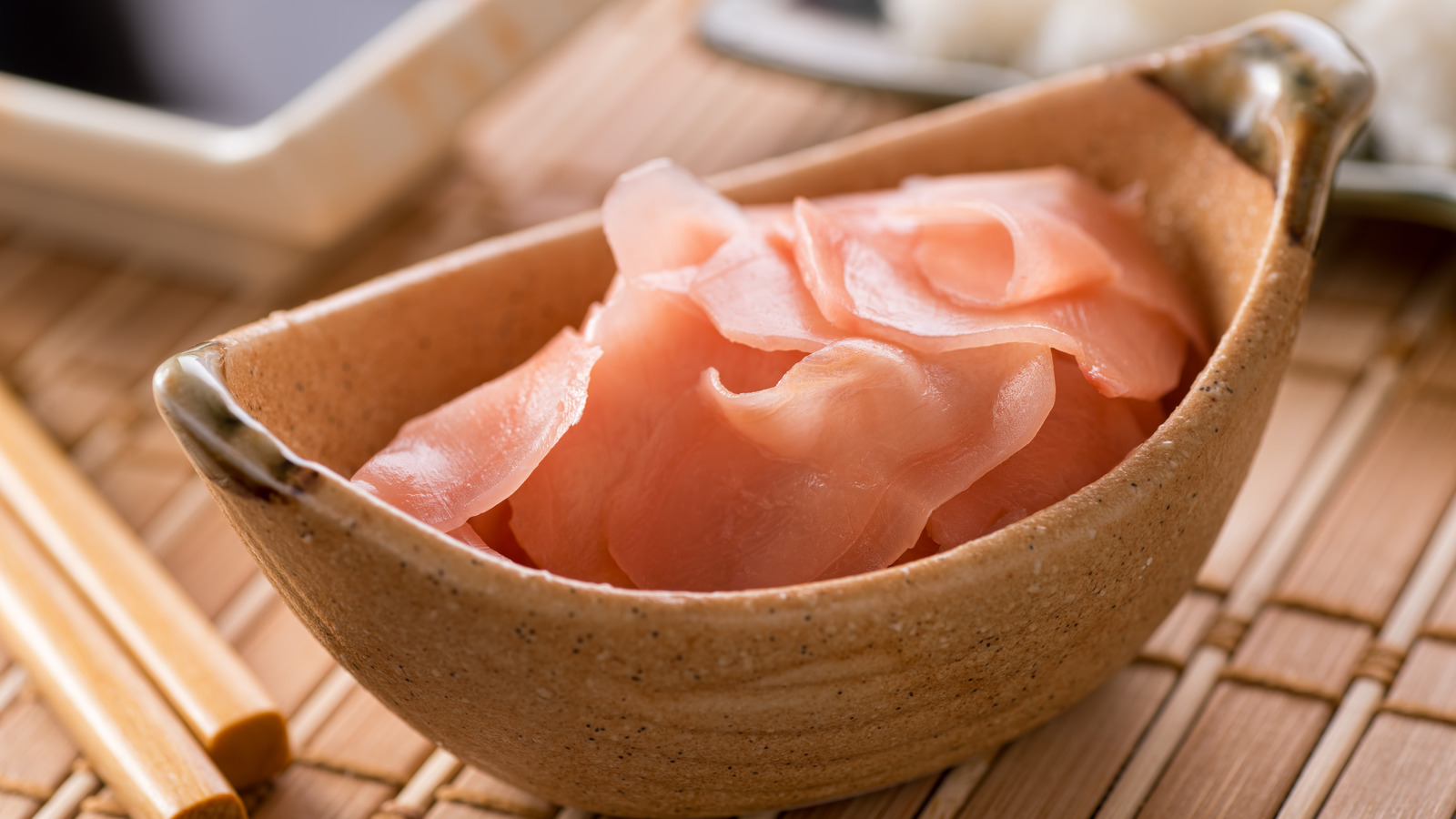why-is-sushi-ginger-pink