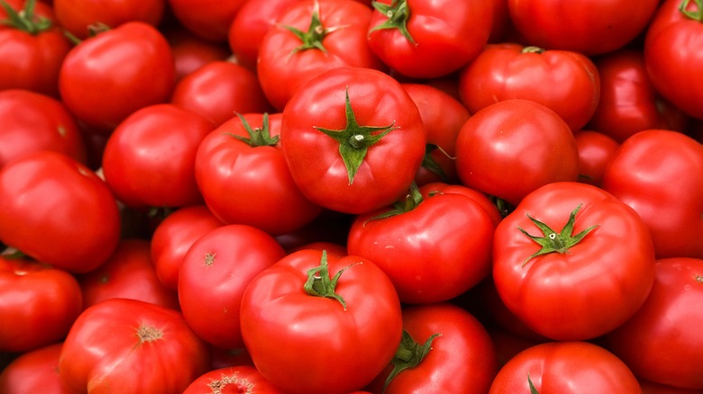 Pile of tomatoes