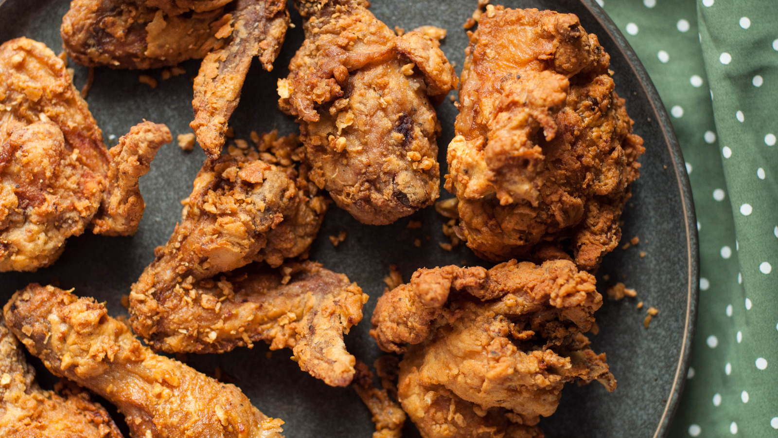 <a href="https://www.foodrepublic.com/1807268/two-thermometers-fried-chicken/" target="_blank">Why It’s Crucial To Have 2 Thermometers When Making Fried Chicken</a>