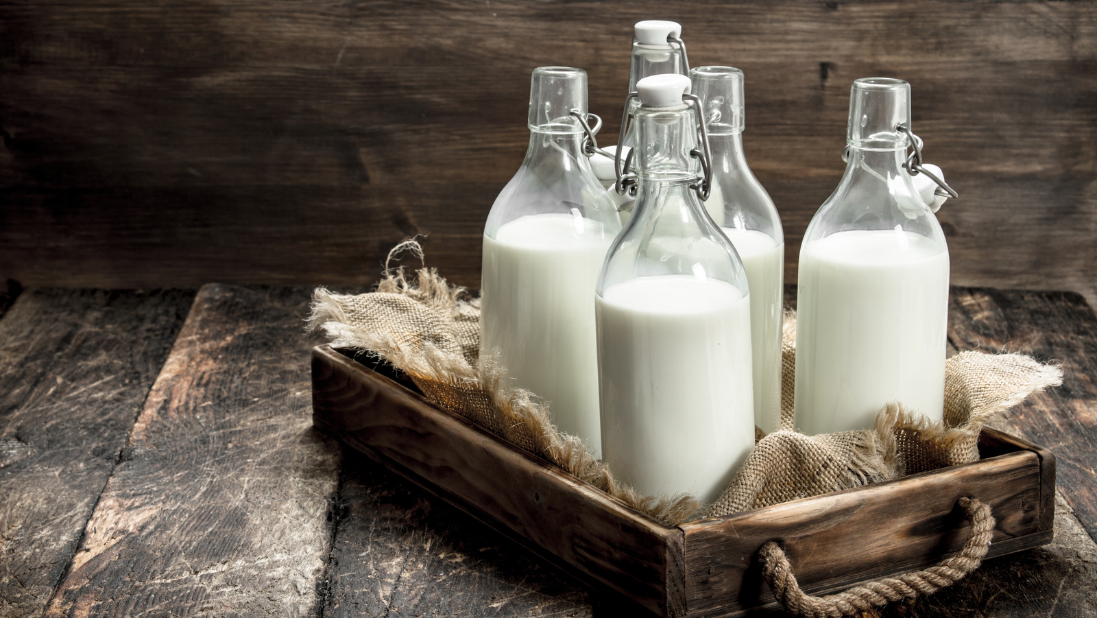 Why Milk Has A Longer Shelf Life When Stored In Glass why-milk-has-a-longer-shelf-life-when-stored-in-glass