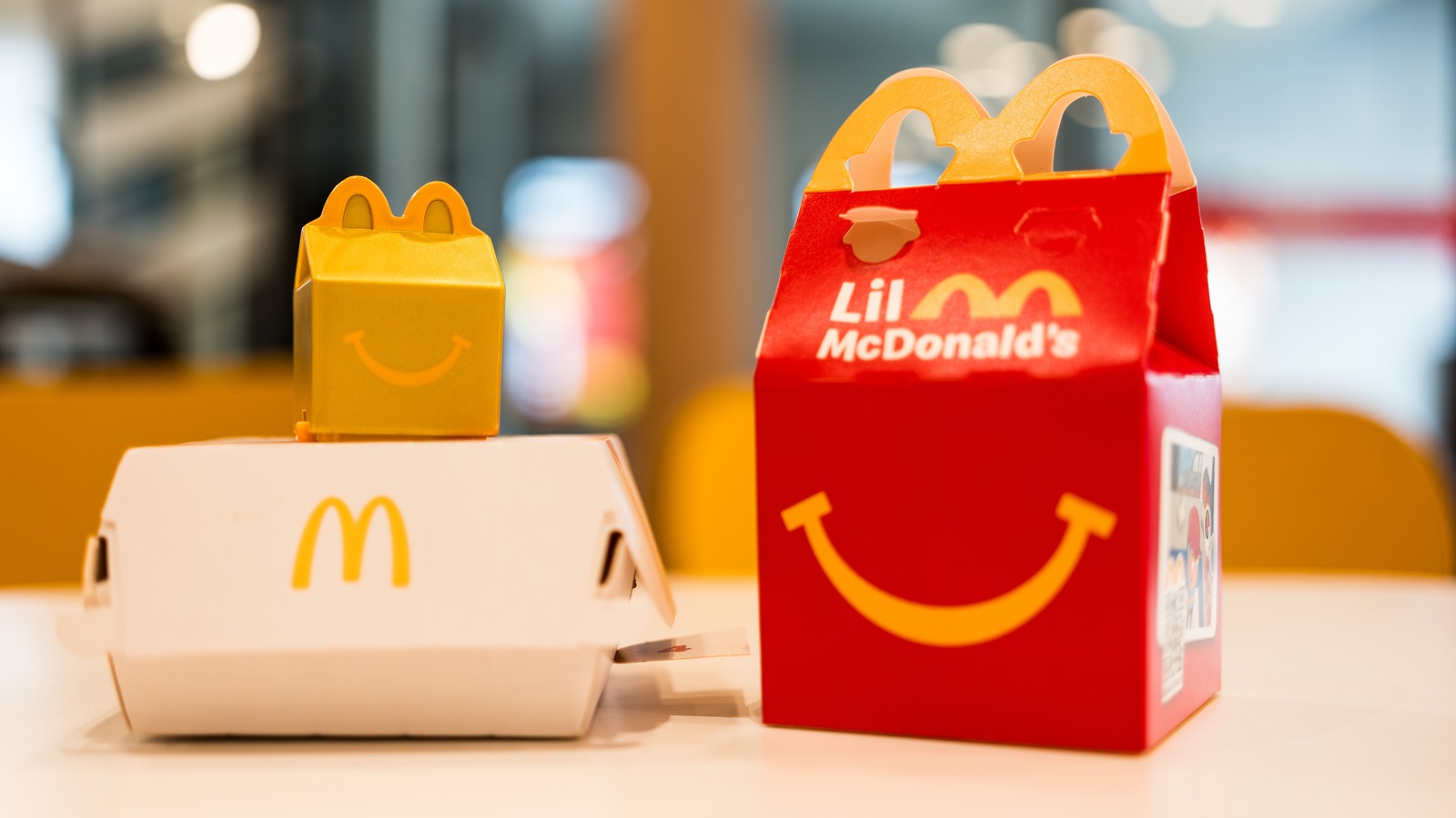<a href="https://www.foodrepublic.com/1966534/why-adults-ordering-kids-meals-fast-food-chains/" target="_blank">Why More Adults Are Opting For Kids’ Meals At Fast-Food Chains</a>