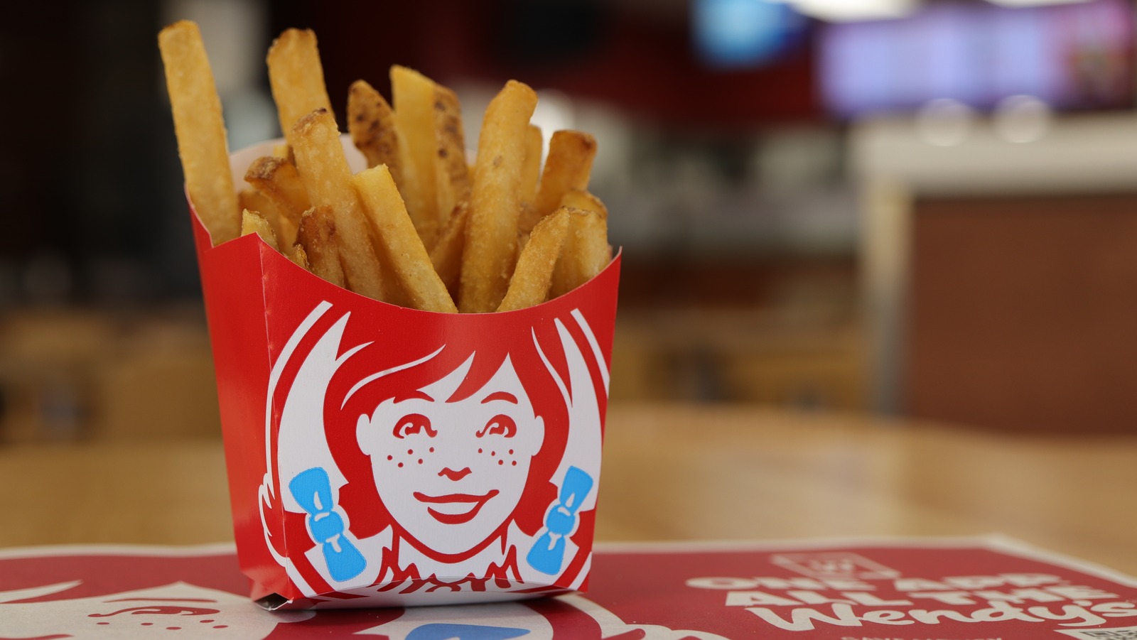 <a href="https://www.foodrepublic.com/1718543/why-wendys-fast-food-fries-so-salty/" target="_blank">Why Wendy’s Fries Taste So Much Saltier Than Its Fast Food Competitors</a>