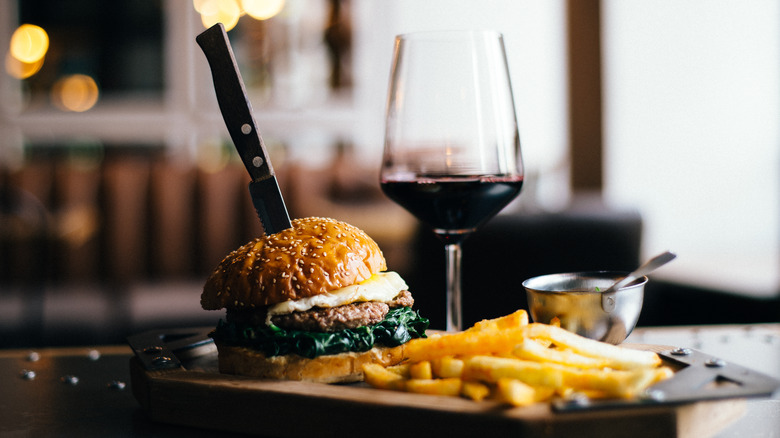 Burger with red wine