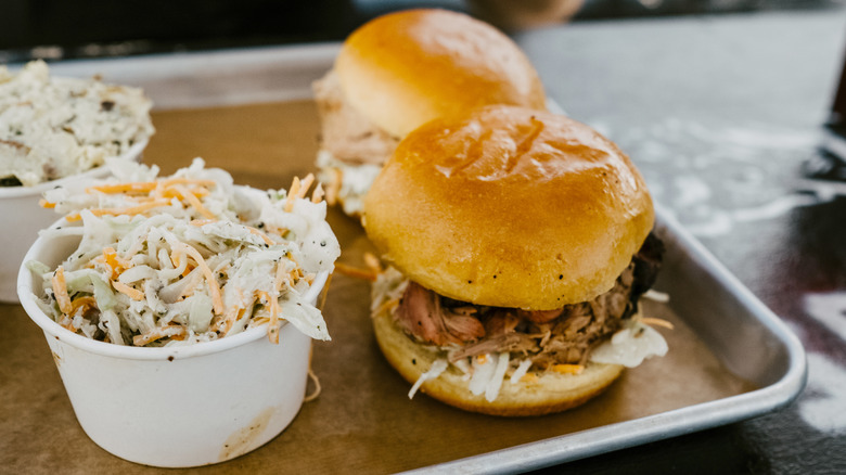 Pulled pork sandwich