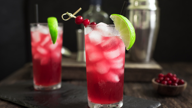 vodka cranberry cocktail with lime garnish