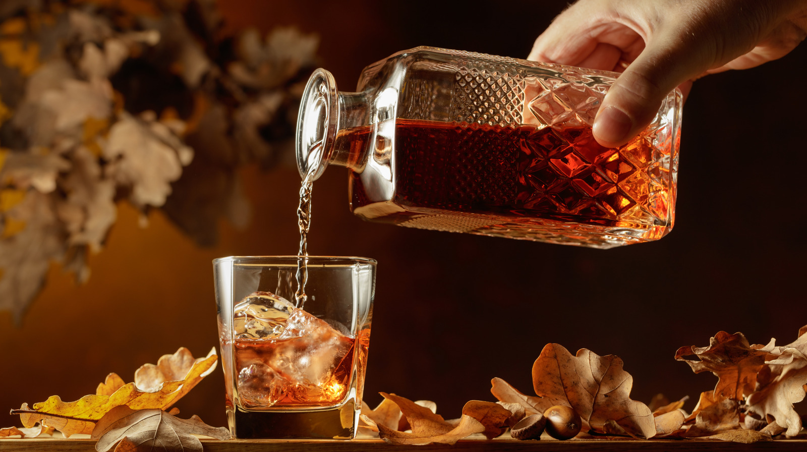 <a href="https://www.foodrepublic.com/2035647/why-shouldnt-buy-whiskey-based-on-packaging/" target="_blank">Why You Shouldn’t Buy Whiskey Based Solely On The Packaging</a>