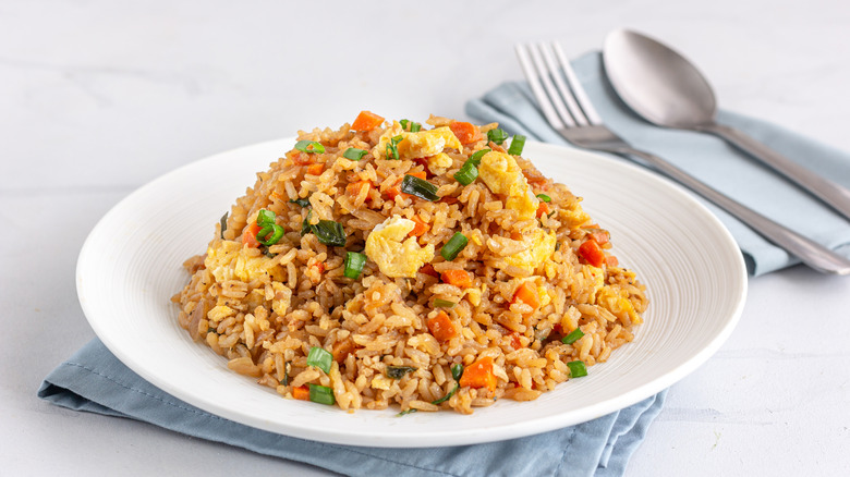 plate of fried rice