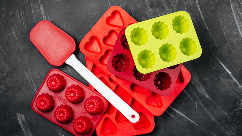 Silicone utensils