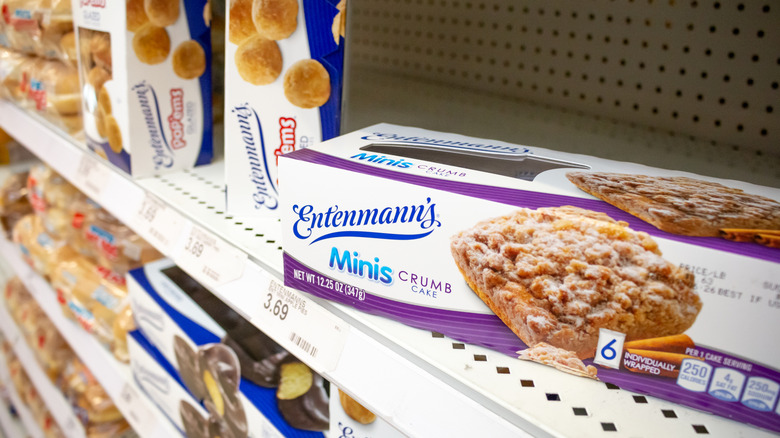 entenmann's mini crumb cake box on a shelf