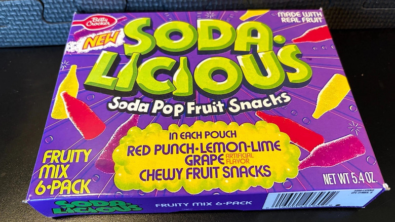 A box of Soda-Licious fruit snacks.