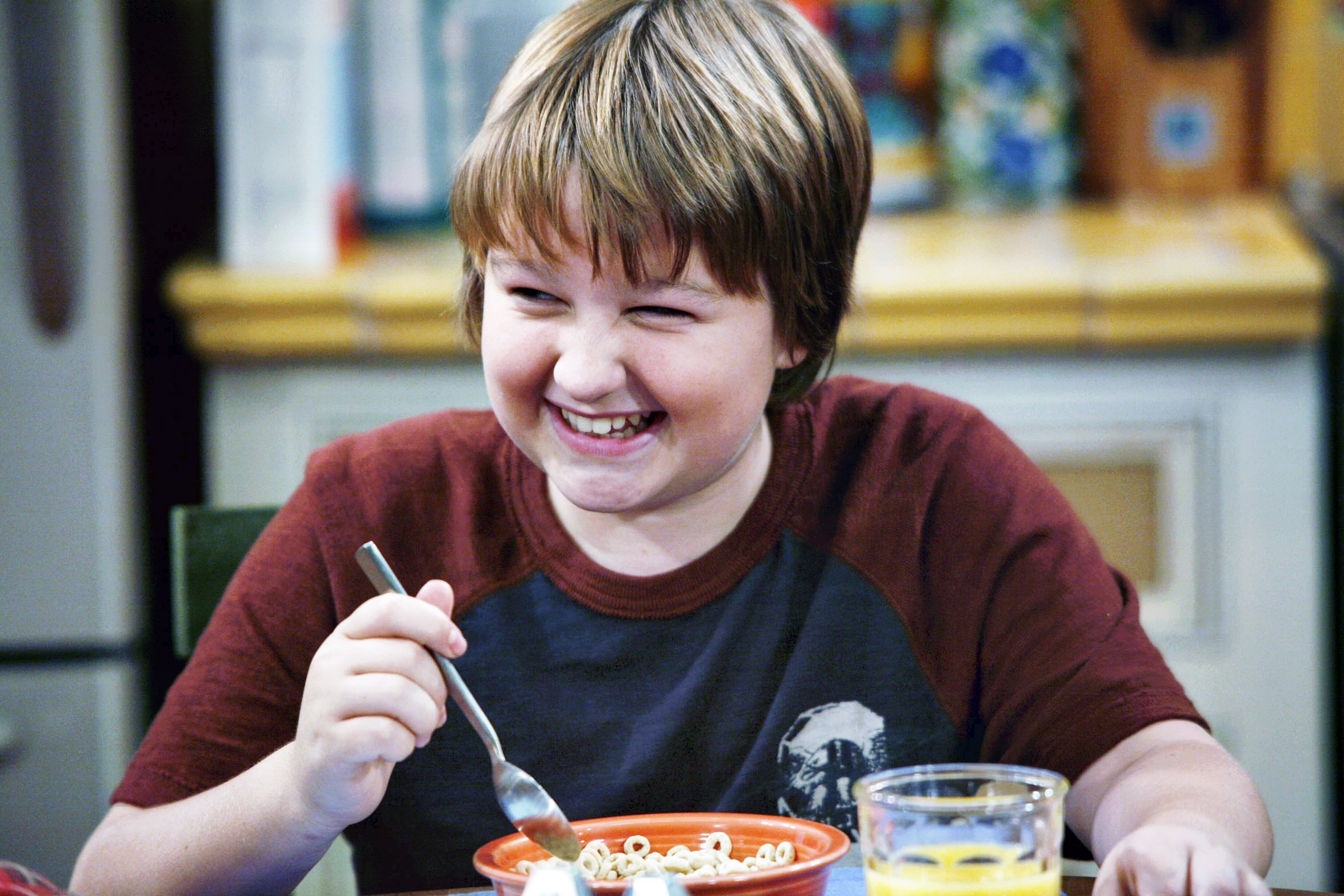 angus-t-jones-photo