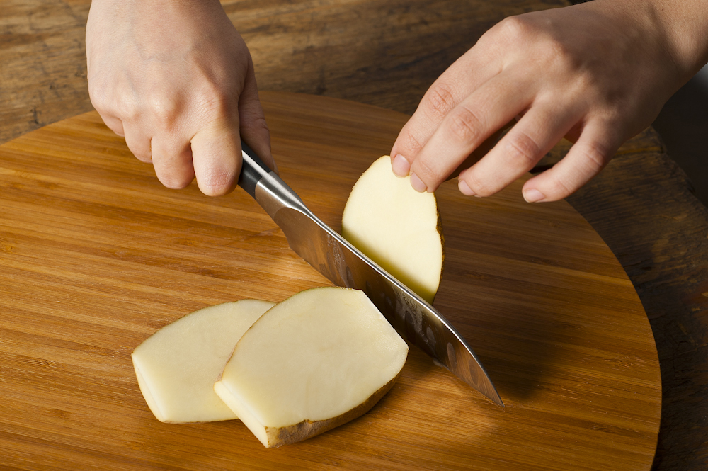 slice the potatoes