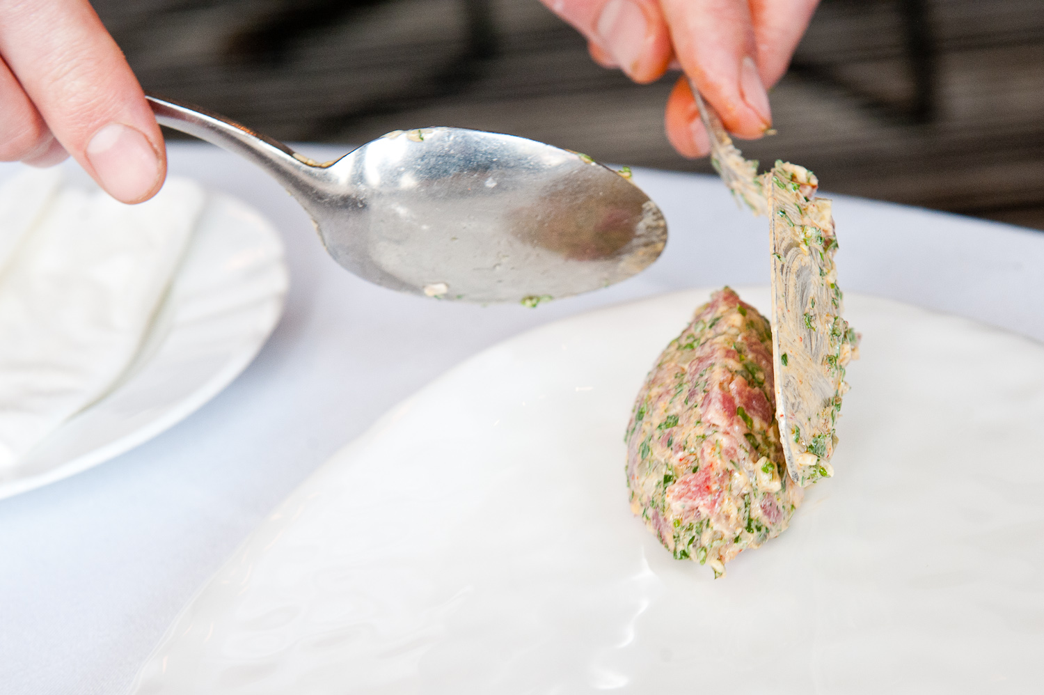 Make quenelles - Food Republic