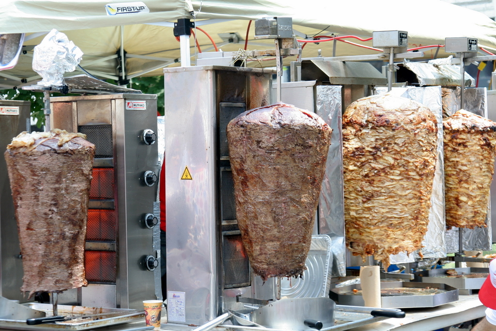Here's How They Make Those Giant Doner Kebabs - Food Republic Here's How They Make Those Giant Doner Kebabs - Food Republic