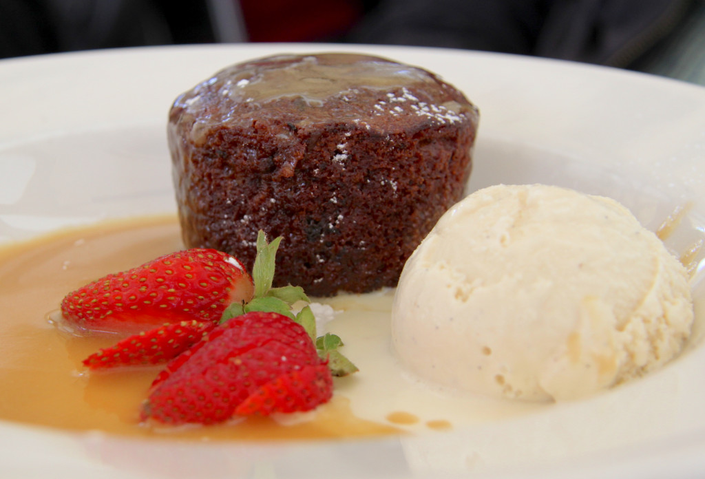 What's Up With English "Pudding?" Is It Like Chocolate Pudding? Food