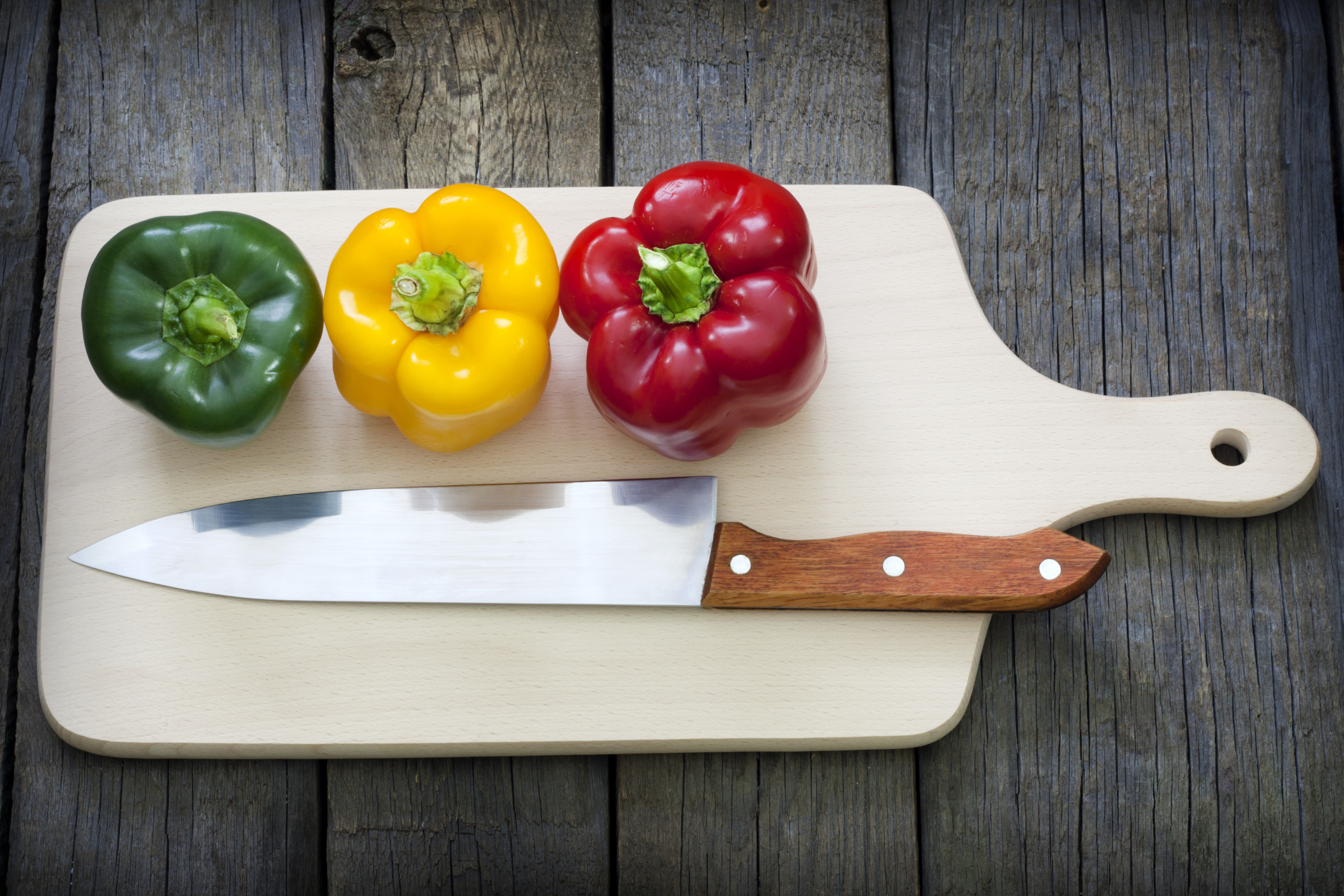 Should I Use A Wood Or Plastic Cutting Board Food Republic