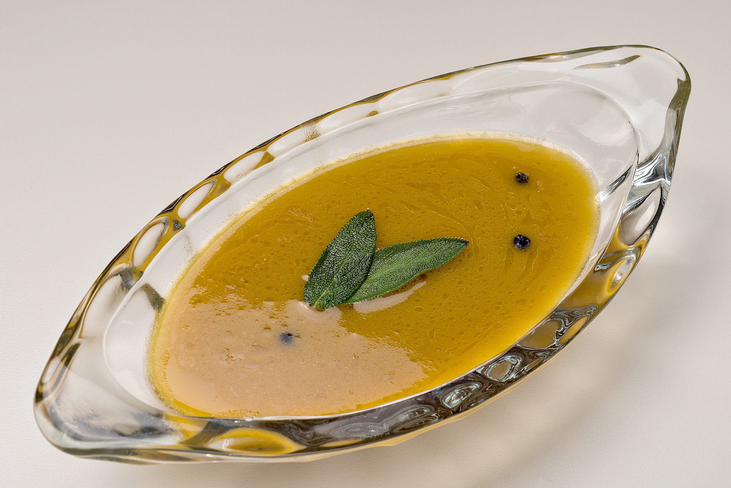 PeppercornRiesling Gravy Recipe Food Republic